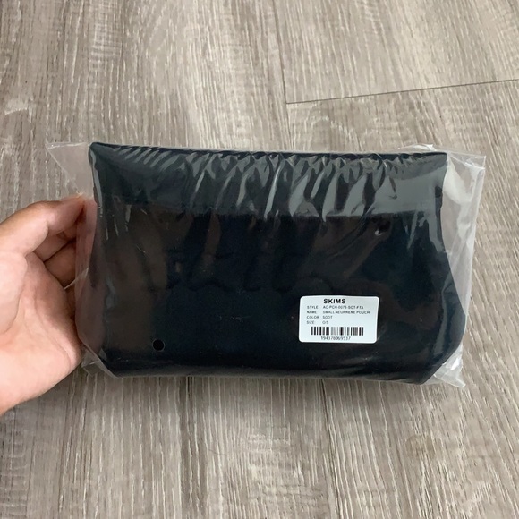 Skims naked demi underwire bra + free bag - Picture 6 of 6